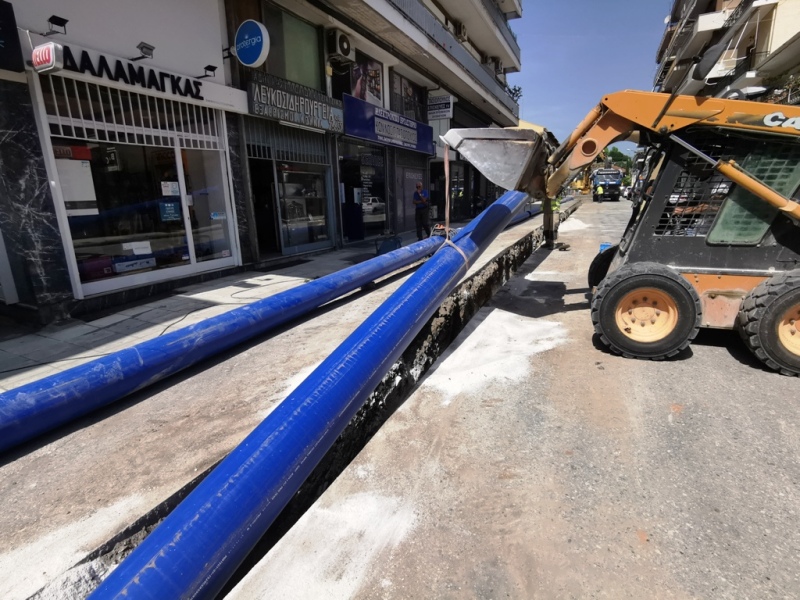 Ξεκίνησε η αντικατάσταση σωλήνων ύδρευσης και στο κέντρο των Τρικάλων