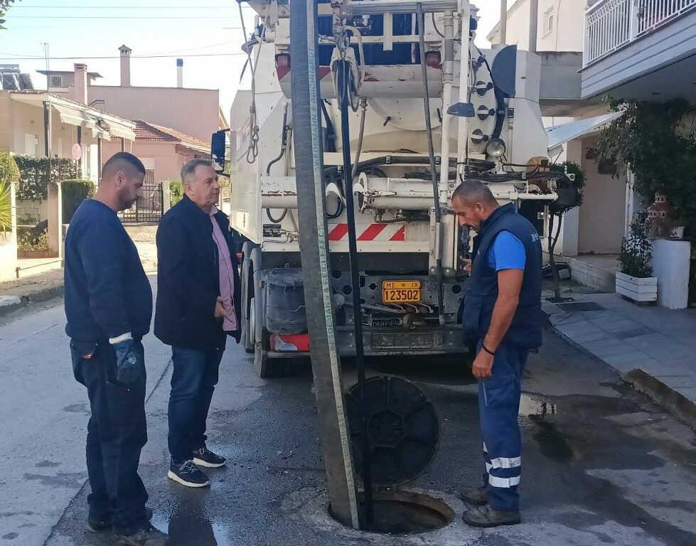ΔΕΥΑΤ: Εντατικά και με πρόγραμμα ο καθαρισμός του δικτύου ομβρίων υδάτων – Σε ποιες περιοχές ολοκληρώθηκε